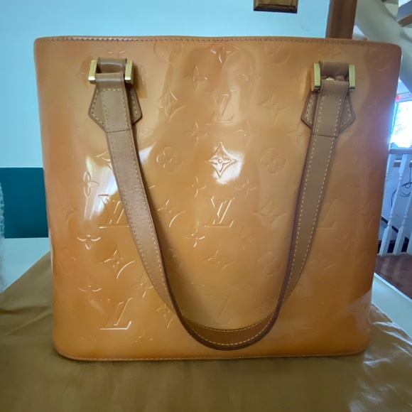 Vernis LV - Picture 2 of 14